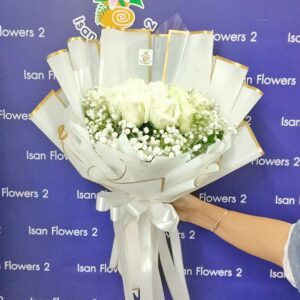 9-25 Big White Roses in White - Round Bouquet C