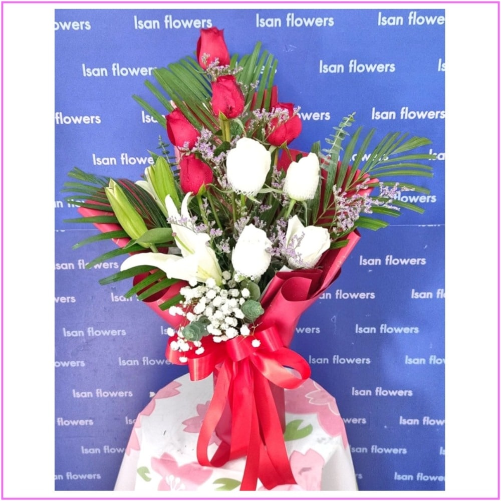 5 red and 4 white big roses with lilies in red va quet pre